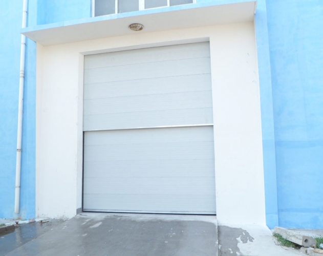 青島愛(ài)福特機(jī)械制造安裝青島快速門